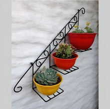 Load image into Gallery viewer, Staircase Floral Display Wall Basket

